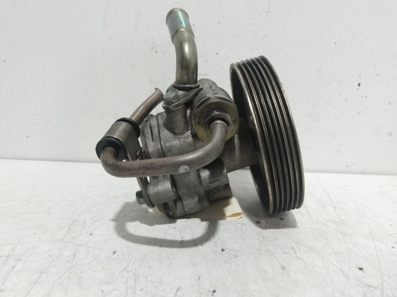 Recambio de bomba direccion para mazda 2 (dy) 1.4 cd referencia OEM IAM 2S6C3A696DC  