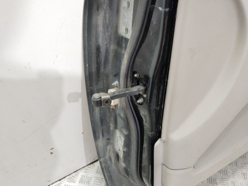 Recambio de puerta delantera derecha para volvo xc90 i (275) d5 awd referencia OEM IAM   NEGRO