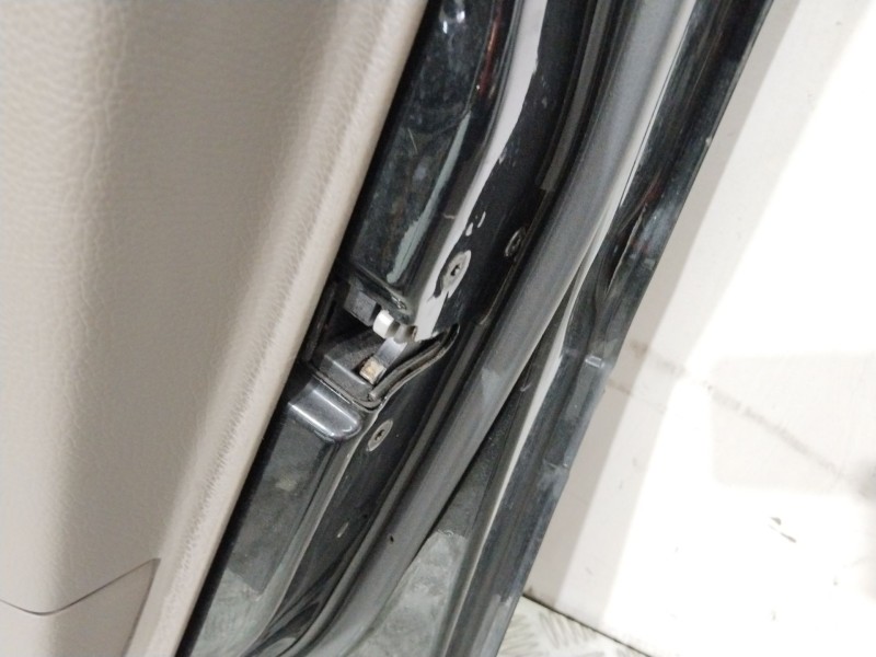 Recambio de puerta delantera derecha para volvo xc90 i (275) d5 awd referencia OEM IAM   NEGRO