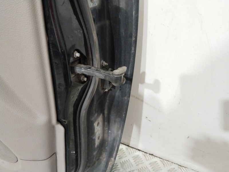 Recambio de puerta delantera izquierda para volvo xc90 i (275) d5 awd referencia OEM IAM   NEGRO