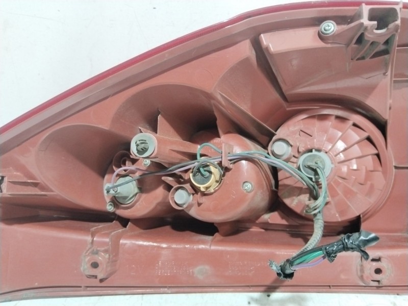 Recambio de piloto trasero izquierdo para mazda 5 (cr) 2.0 cd (cr19) referencia OEM IAM C23551160  