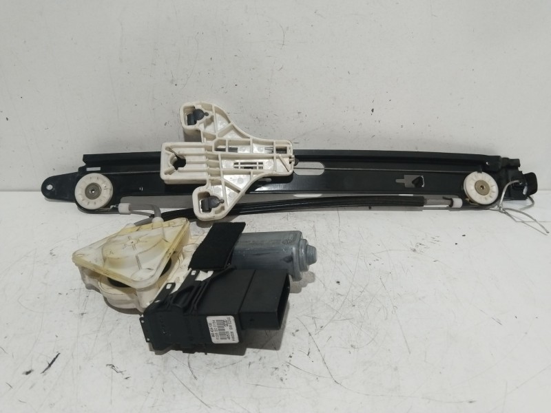 Recambio de elevalunas trasero izquierdo para seat altea (5p1) green referencia OEM IAM 5P0839401  