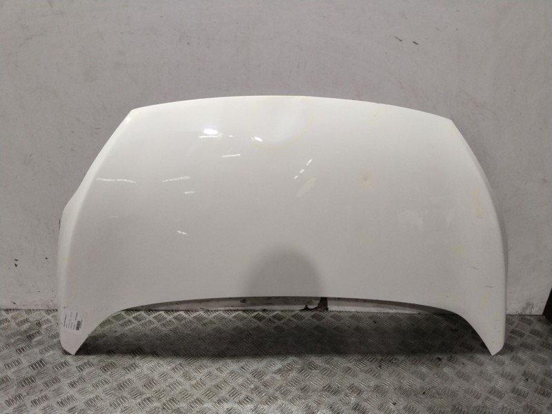 Recambio de capot para ford ka (ccu) titanium referencia OEM IAM 1542417  BLANCO