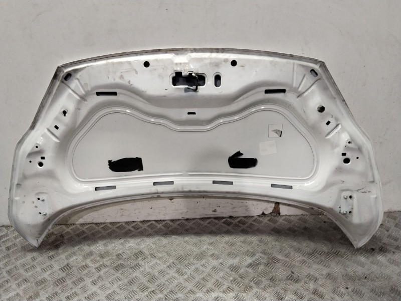 Recambio de capot para ford ka (ccu) titanium referencia OEM IAM 1542417  BLANCO