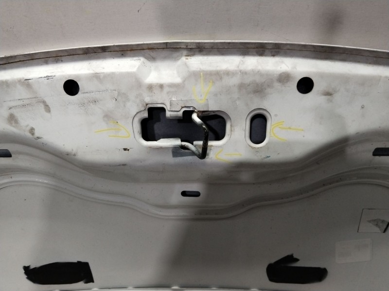 Recambio de capot para ford ka (ccu) titanium referencia OEM IAM 1542417  BLANCO