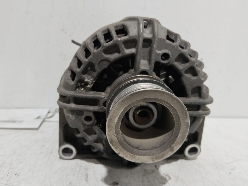 Recambio de alternador para opel astra h (a04) 1.6 (l48) referencia OEM IAM 55556067  0124425020