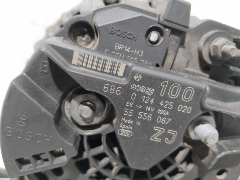 Recambio de alternador para opel astra h (a04) 1.6 (l48) referencia OEM IAM 55556067  0124425020