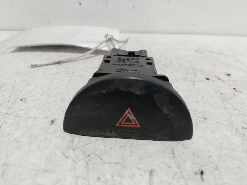Recambio de warning para nissan x-trail (t30) vertex referencia OEM IAM 06016  