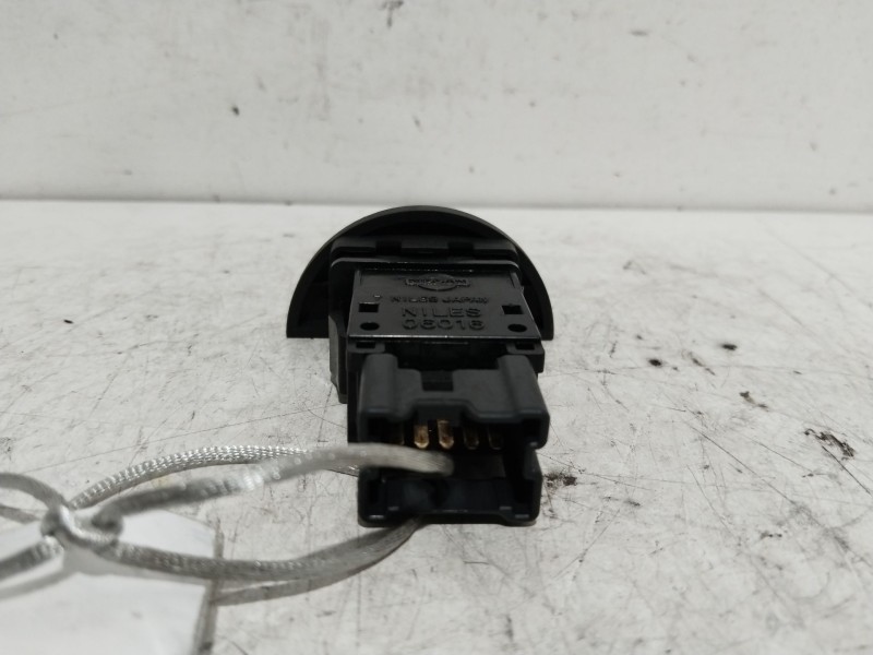 Recambio de warning para nissan x-trail (t30) vertex referencia OEM IAM 06016  