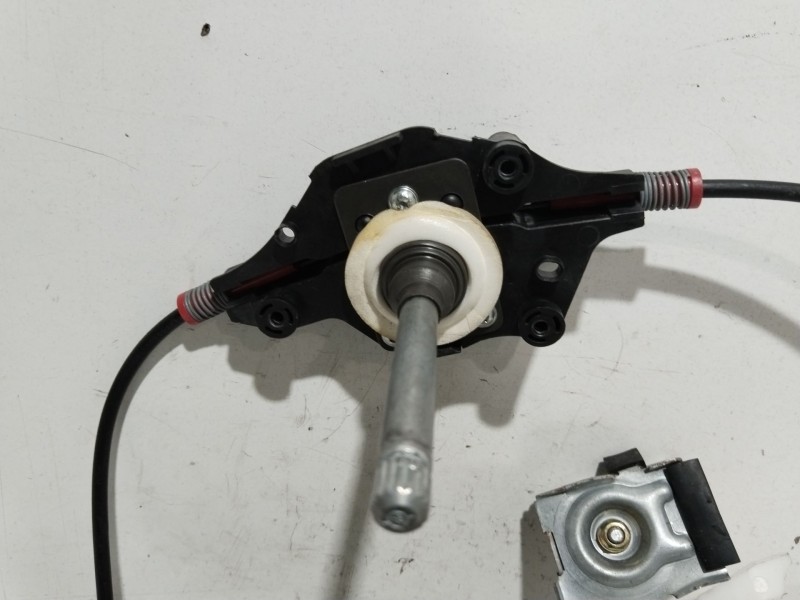 Recambio de elevalunas trasero derecho para ford fiesta (ccn) titanium referencia OEM IAM 8A61A27000AM  