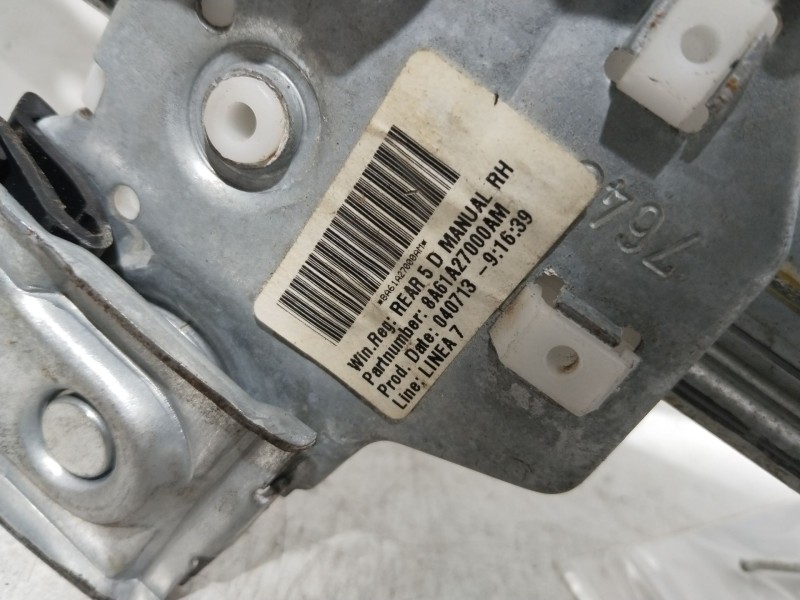 Recambio de elevalunas trasero derecho para ford fiesta (ccn) titanium referencia OEM IAM 8A61A27000AM  