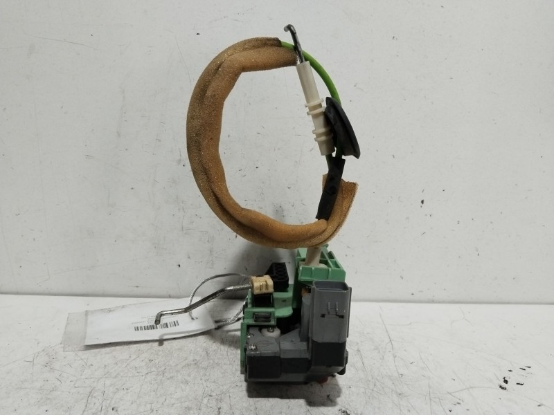 Recambio de cerradura puerta trasera derecha para fiat linea (110) easy referencia OEM IAM 51812333  