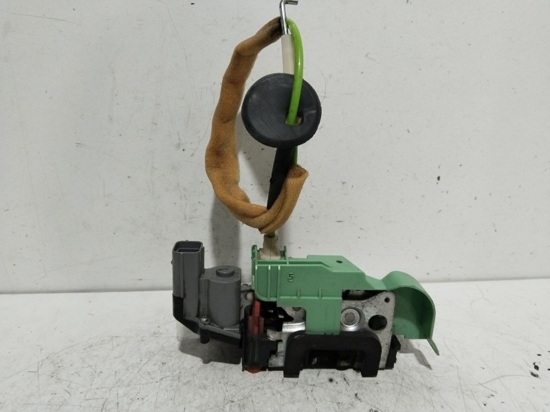 Recambio de cerradura puerta trasera derecha para fiat linea (110) easy referencia OEM IAM 51812333  