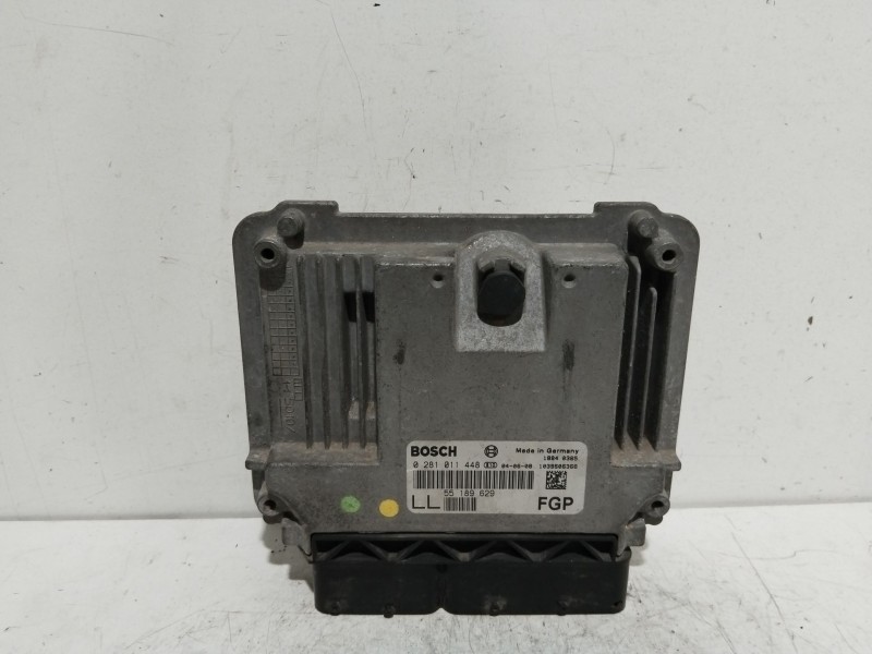 Recambio de centralita motor uce para opel vectra c berlina elegance referencia OEM IAM 0281011448  
