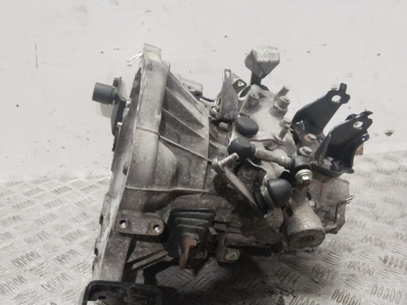 Recambio de caja cambios para toyota auris básico referencia OEM IAM 3030002090  