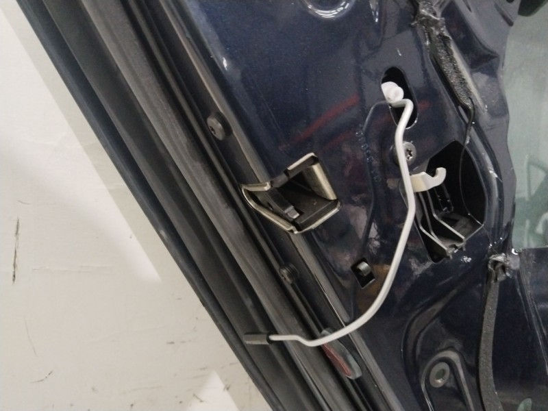 Recambio de puerta trasera izquierda para bmw serie 5 berlina (e60) 530d referencia OEM IAM 41527202341  