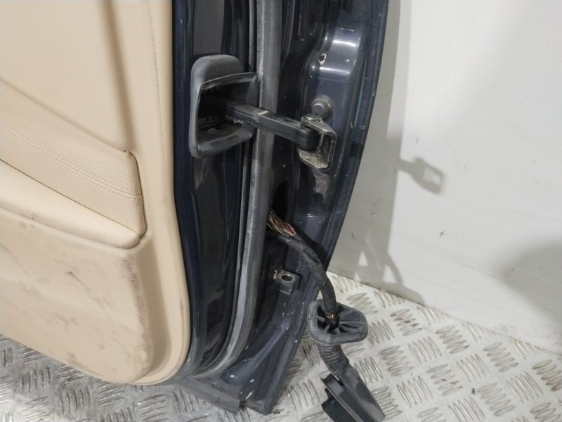 Recambio de puerta delantera izquierda para bmw serie 5 berlina (e60) 530d referencia OEM IAM 41517202339  