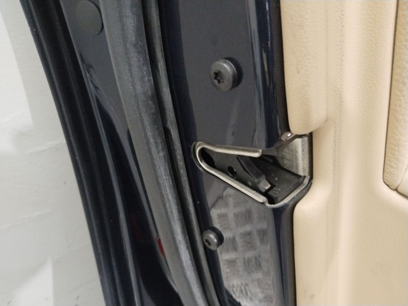 Recambio de puerta delantera izquierda para bmw serie 5 berlina (e60) 530d referencia OEM IAM 41517202339  