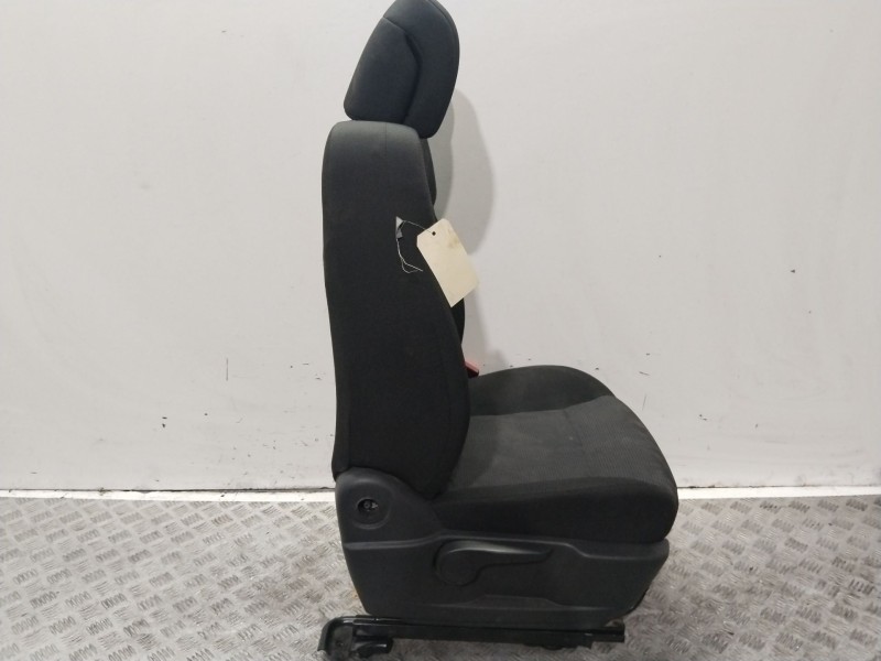 Recambio de asiento delantero derecho para peugeot 3008 i monospace (0u_) 2.0 hdi referencia OEM IAM 8846KC  