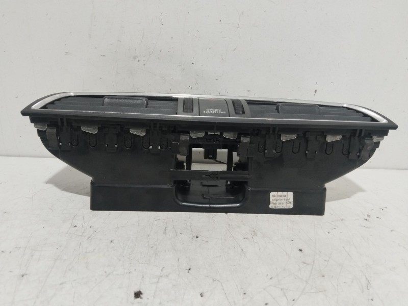 Recambio de rejilla aireadora central para seat toledo iv (kg3) 1.6 tdi referencia OEM IAM 5JA820951B  