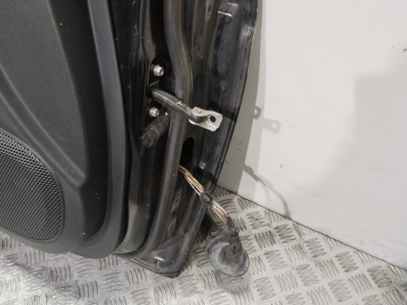 Recambio de puerta delantera izquierda para mitsubishi lancer berlina (cy0) inform referencia OEM IAM  NEGRO 