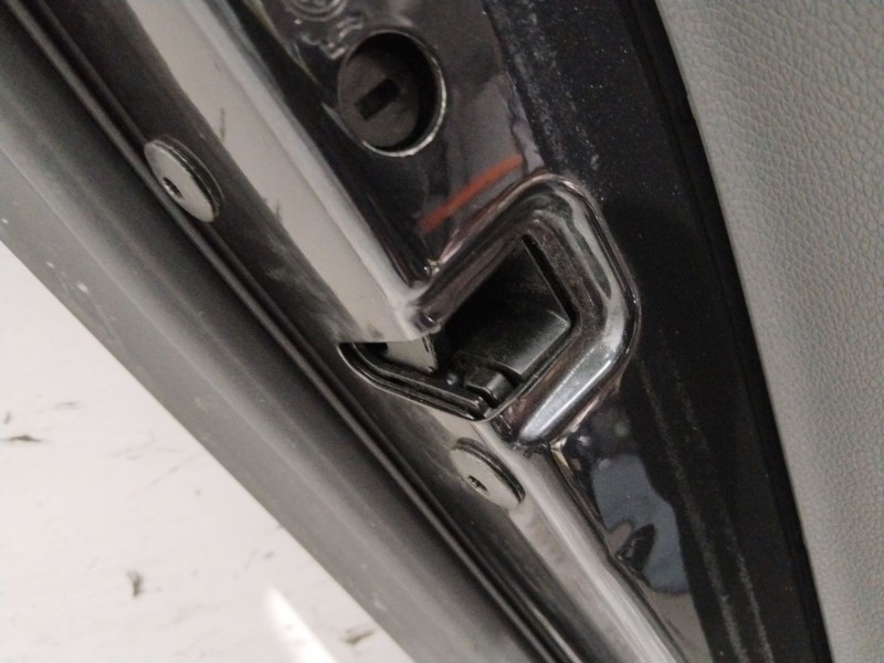 Recambio de puerta trasera izquierda para volkswagen golf v (1k1) 1.9 tdi referencia OEM IAM 1K6833105J  