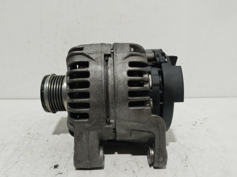 Recambio de alternador para opel meriva b monospace (s10) 1.4 (75) referencia OEM IAM 13266809  0124425085