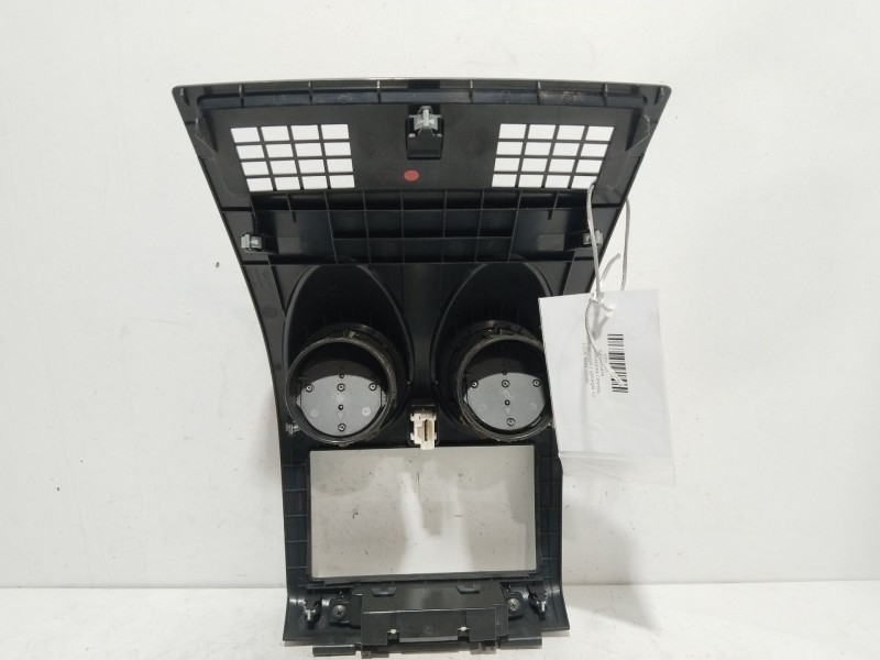 Recambio de rejilla aireadora central para nissan qashqai / qashqai +2 i (j10, nj10, jj10e) 2.0 referencia OEM IAM 8500431474  