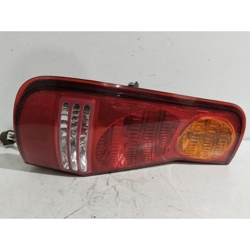 Recambio de piloto trasero izquierdo para hyundai matrix (fc) 1.5 crdi referencia OEM IAM 92401170  