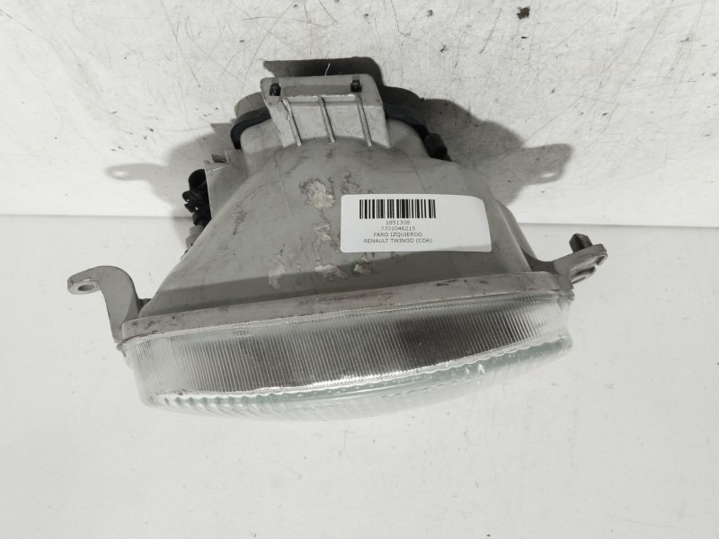 Recambio de faro izquierdo para renault twingo (co6) 1.2 (c066/67/68) referencia OEM IAM 7701046215  
