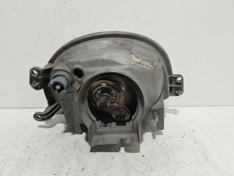 Recambio de faro izquierdo para renault twingo (co6) 1.3 cat referencia OEM IAM 7700820021  35470999