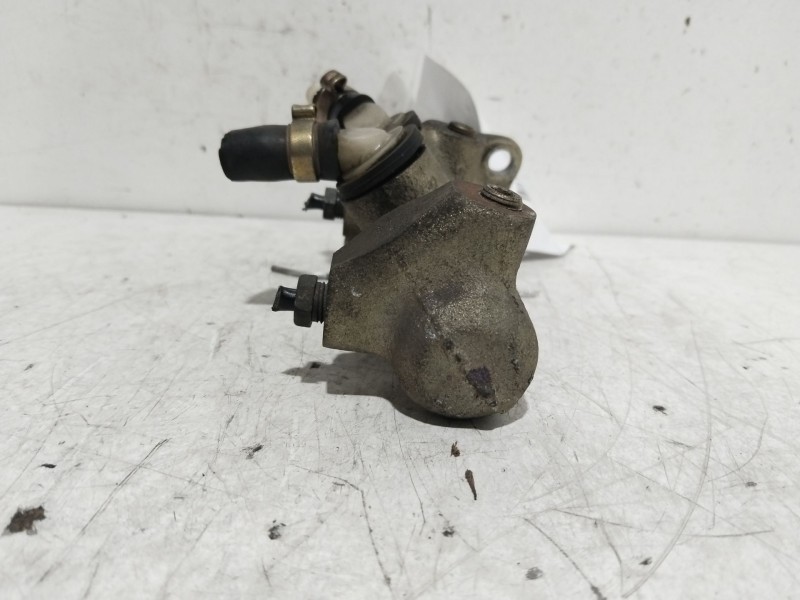 Recambio de bomba freno para alfa romeo 156 (116) 1.6 t.spark progression referencia OEM IAM AR67601   Recambio de bomba freno para alfa romeo 156 (116) 1.6 t.spark progression referencia OEM IAM AR67601