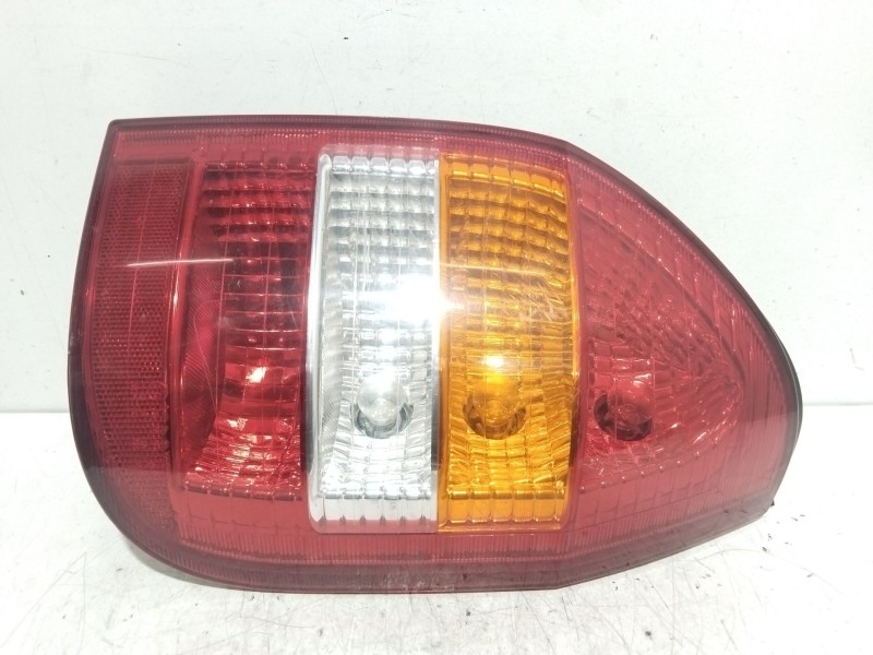 Recambio de piloto trasero derecho para opel zafira a elegance referencia OEM IAM 6223030  