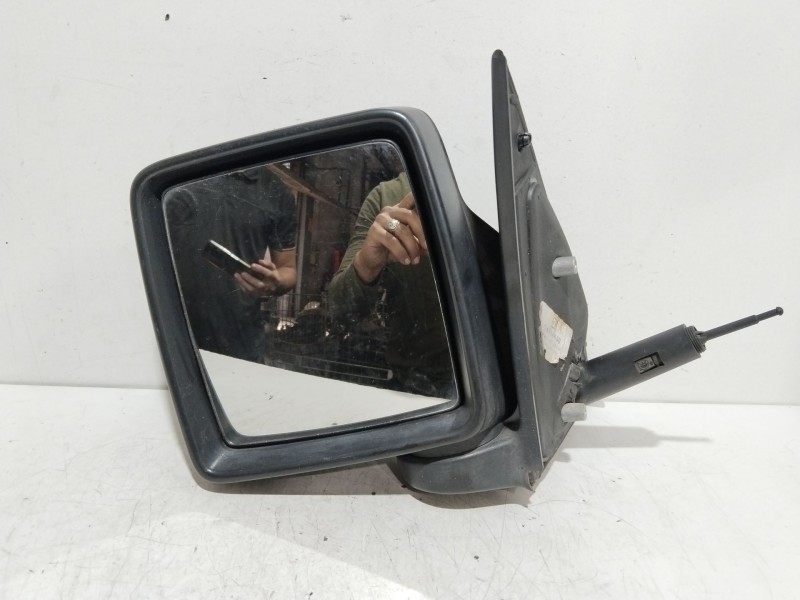 Recambio de retrovisor izquierdo para opel combo tour 1.7 di 16v referencia OEM IAM 24400680  