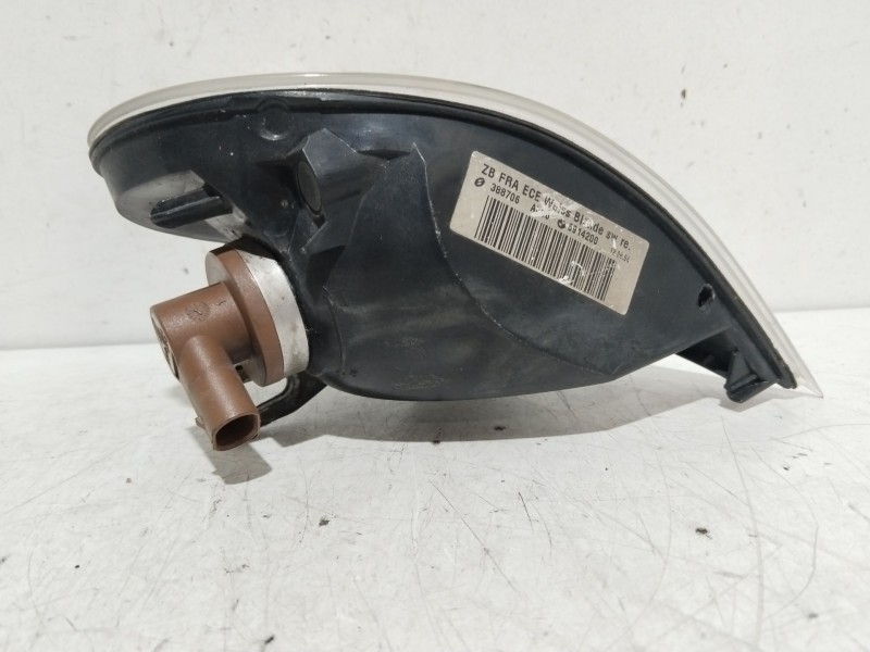 Recambio de piloto delantero derecho para bmw serie 3 berlina (e46) 320d referencia OEM IAM 388706  
