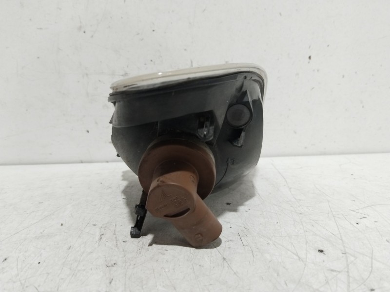 Recambio de piloto delantero derecho para bmw serie 3 berlina (e46) 320d referencia OEM IAM 388706  