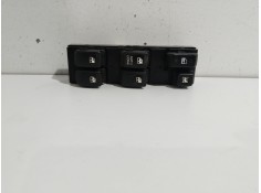 Recambio de mando elevalunas delantero izquierdo para hyundai tucson (jm) 2.0 crdi comfort referencia OEM IAM 935702E000DD