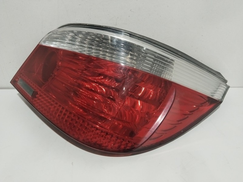 Recambio de piloto trasero derecho para bmw serie 5 berlina (e60) 530d referencia OEM IAM 7165738  