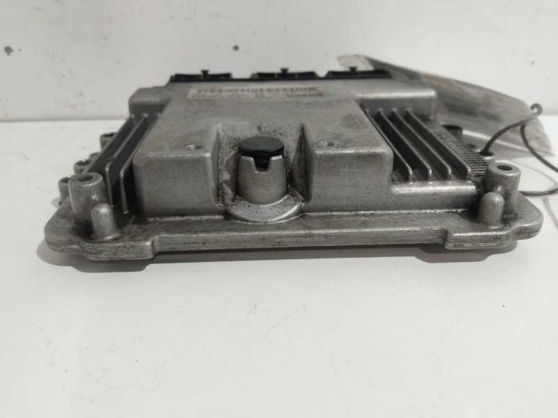 Recambio de centralita motor uce para renault laguna ii (bg0) confort dynamique referencia OEM IAM 8200311550  
