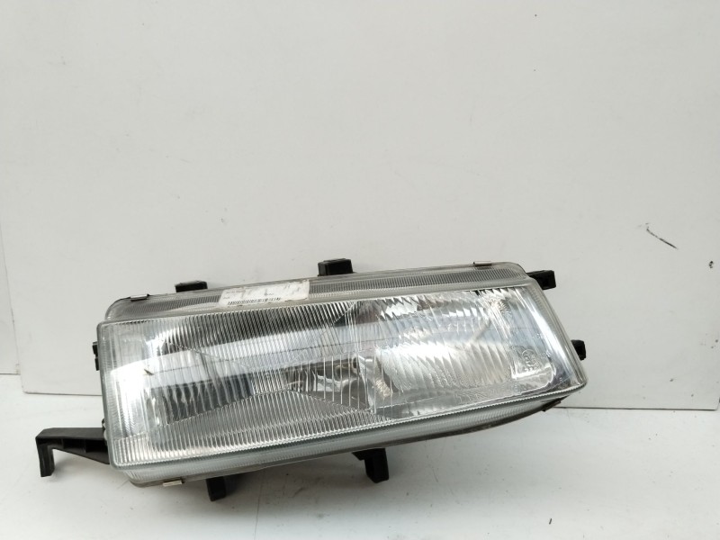 Recambio de faro derecho para honda accord berlina (cc/ce) 2.0 (cc7) referencia OEM IAM   