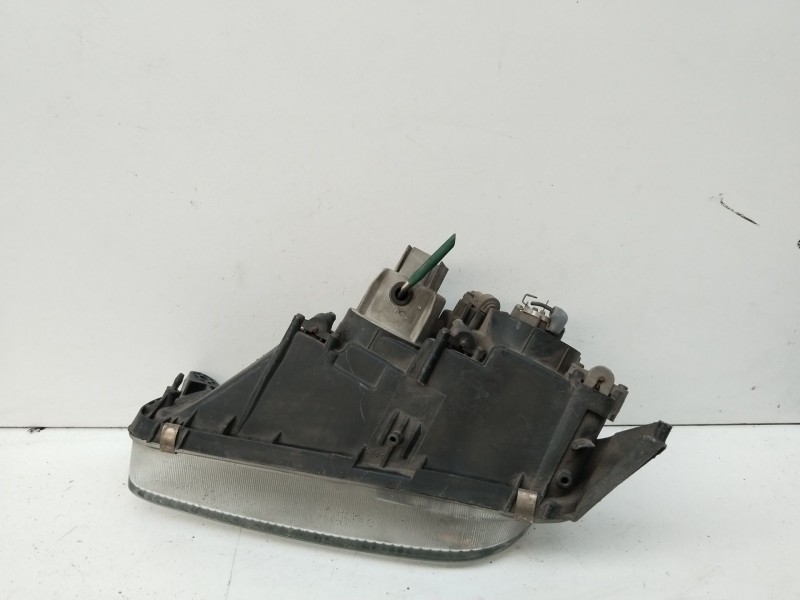 Recambio de faro derecho para mazda 323 berlina c/f/p/s (ba) referencia OEM IAM   