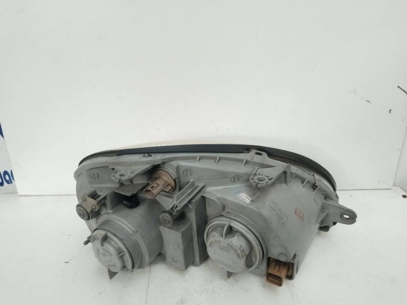 Recambio de faro izquierdo para daewoo nubira berlina cd referencia OEM IAM 0563975   Recambio de faro izquierdo para daewoo nubira berlina cd referencia OEM IAM 0563975