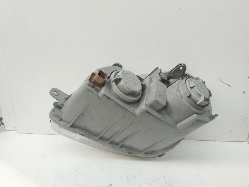 Recambio de faro derecho para daewoo nubira berlina cd referencia OEM IAM   