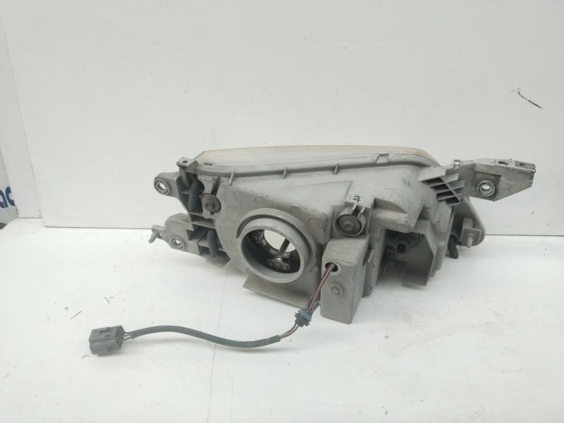 Recambio de faro izquierdo para mazda premacy (cp) 1.9 16v cat referencia OEM IAM   