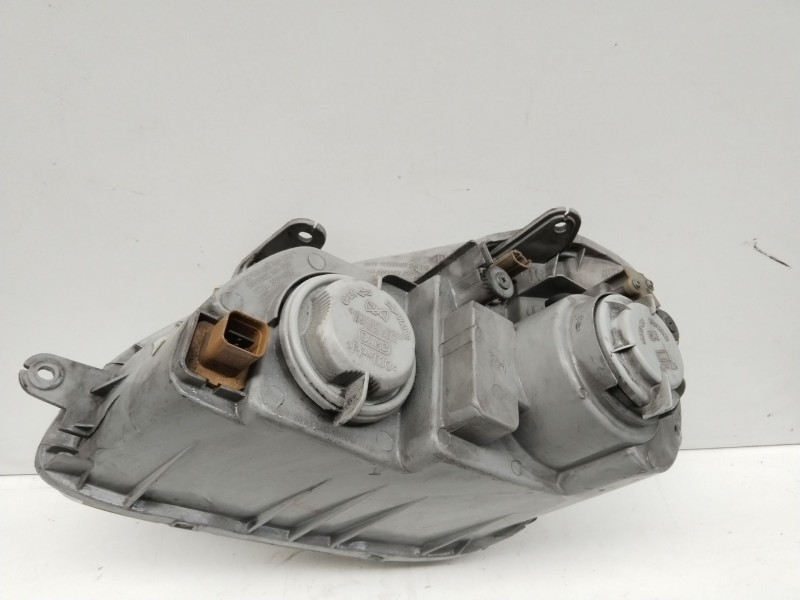 Recambio de faro derecho para » otros... foresight a1109 249 referencia OEM IAM   