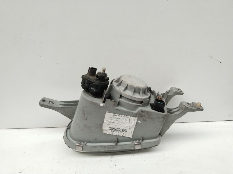 Recambio de faro derecho para hyundai accent (x3) 1.3 gls automático referencia OEM IAM 9210622060  