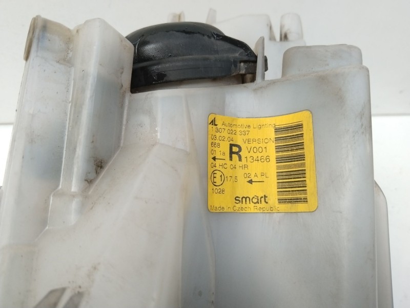 Recambio de faro derecho para smart coupe básico (45kw) referencia OEM IAM 1307022337  