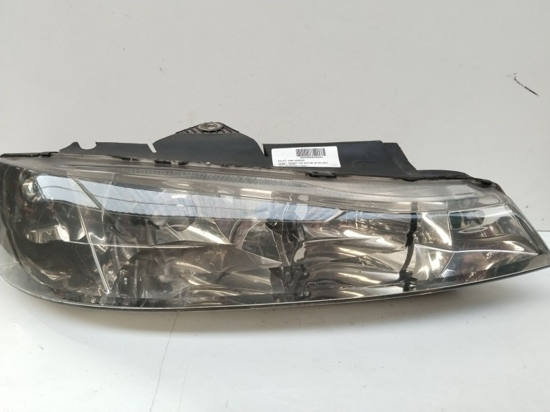 Recambio de faro derecho para peugeot 406 berlina (s1/s2) svdt referencia OEM IAM 0301175002  