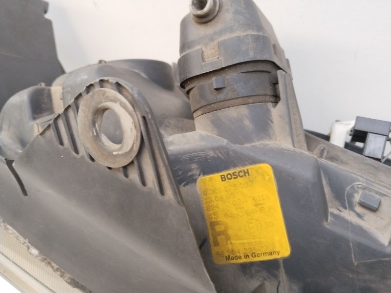 Recambio de faro derecho para peugeot 406 berlina (s1/s2) svdt referencia OEM IAM 0301175002  