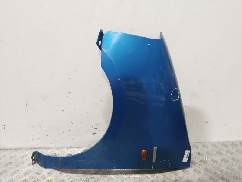 Recambio de aleta delantera izquierda para mg mg tf 115 referencia OEM IAM   AZUL